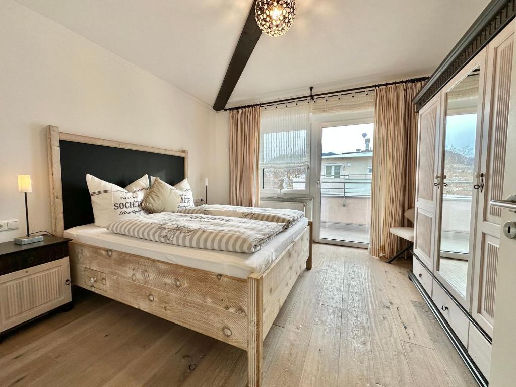 kleines Penthouse - fewo-badhindelang - 3