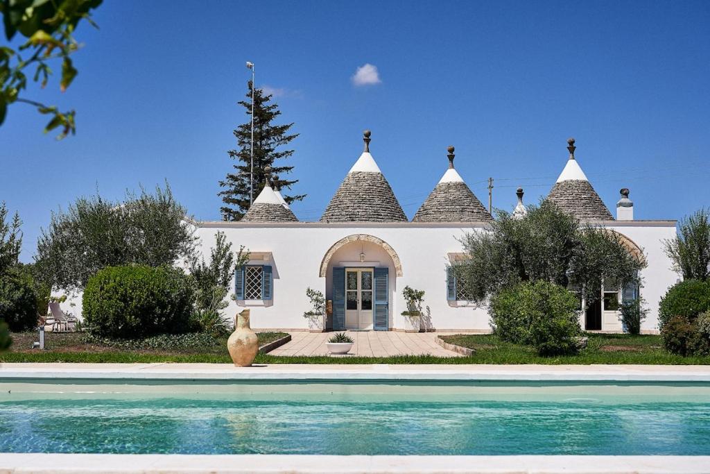 Trullo Sorluca - relax e comfort per famiglie nella Valle d'Itria, Martina Franca