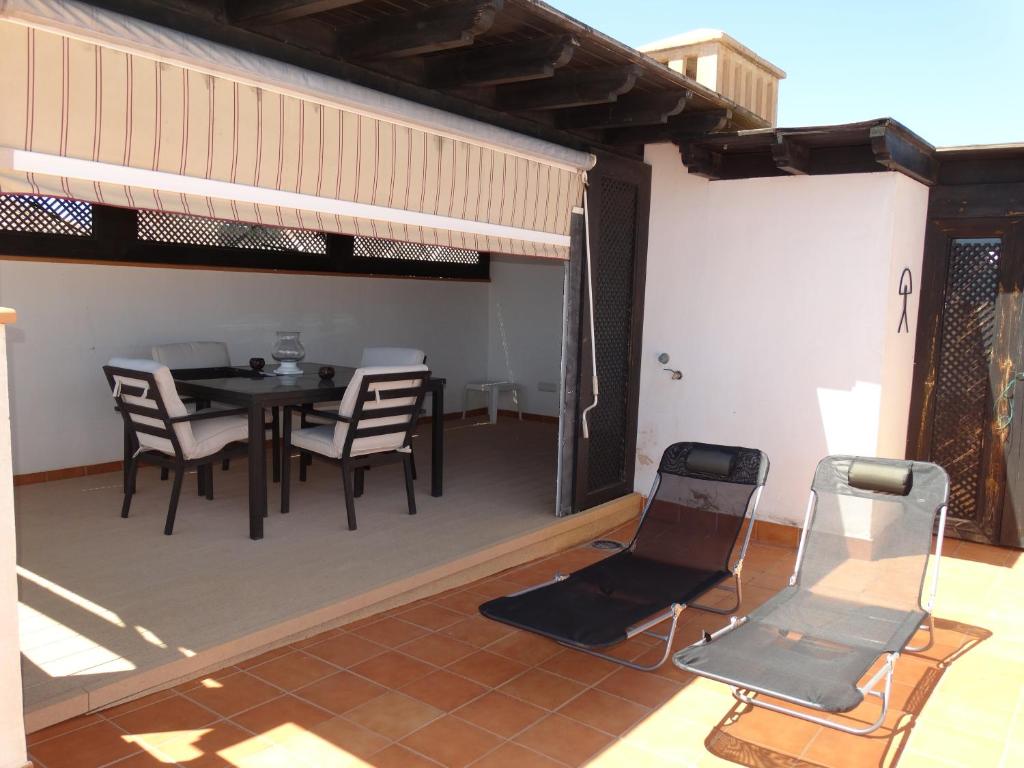 ÁTICO NUEVO VERA SOLARiUM URBANIZACION A PIE DE PLAYA - 2