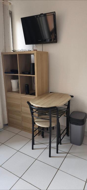LOCATION STUDIO EN BORD DE PLAGE A GRUISSAN - 3