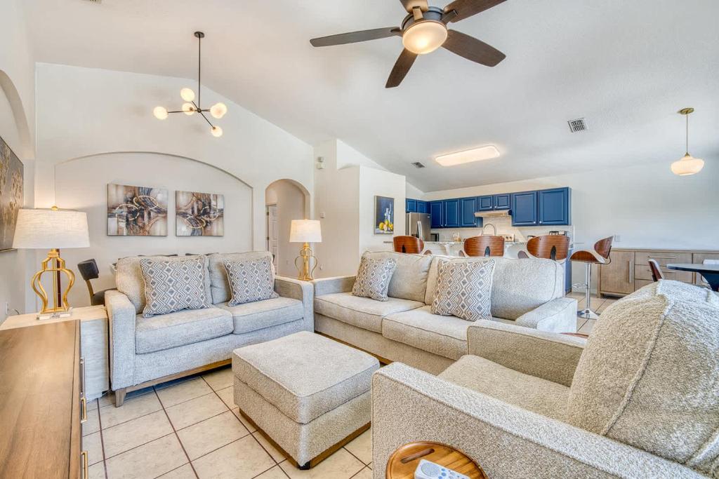 Private Pool Getaway Near Theme Parks, Kissimmee