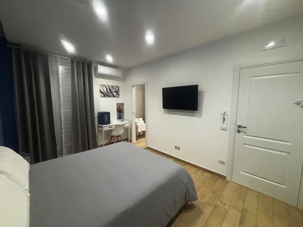 Engi Rooms - Marino - 3