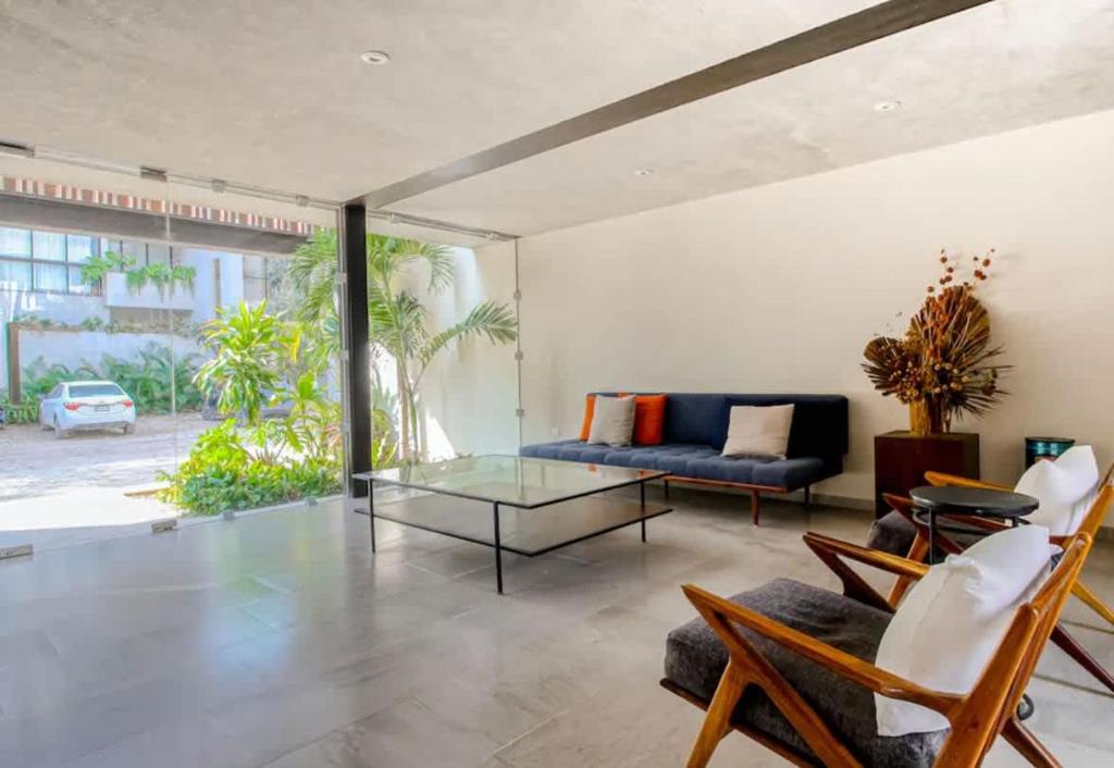 Tulum Center family double suite four guest with free parking pool AC kitchenette near Beach - 2