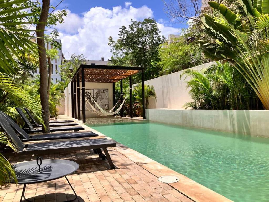 Tulum Center family double suite four guest with free parking pool AC kitchenette near Beach - 3
