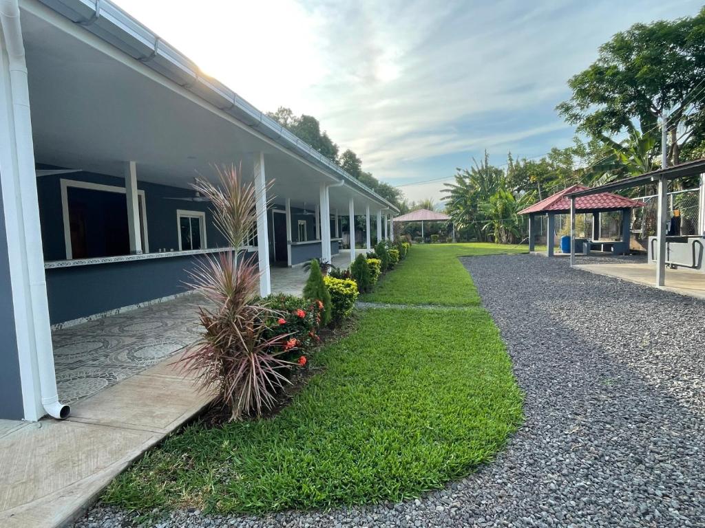 Lodge Ayla Punta Mango, Jucuarán