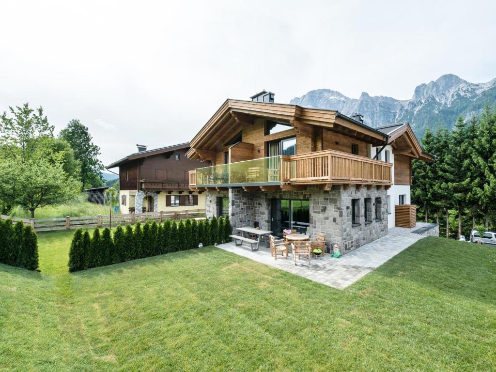 Chalet Schneelöwe XL, Leogang