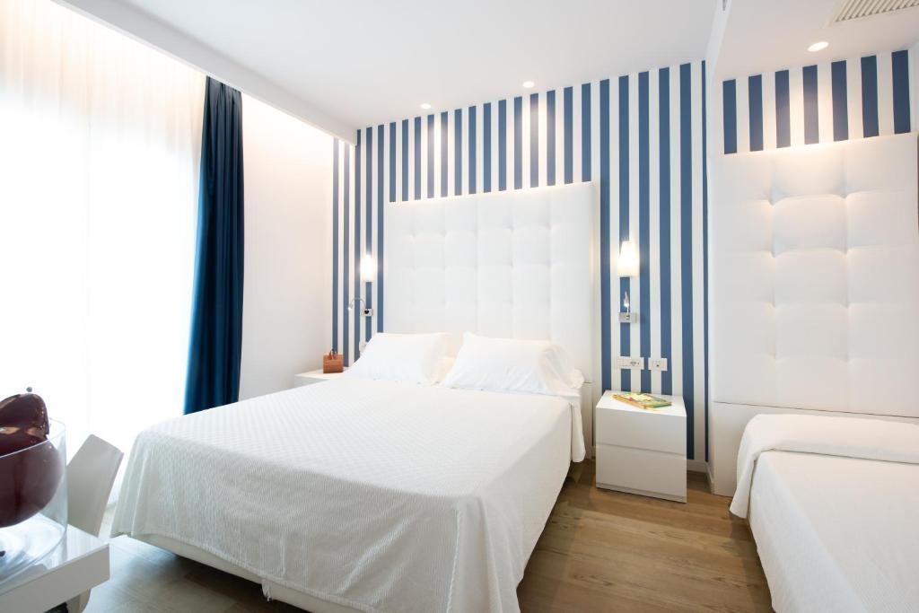 Hotel Fedora Riccione - FRONTE MARE - 2