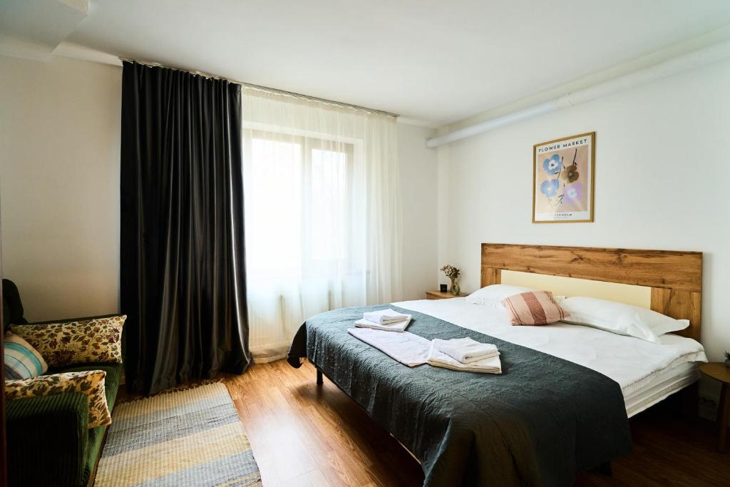 Botanical garden and Airport Studio Combo, Chişinău