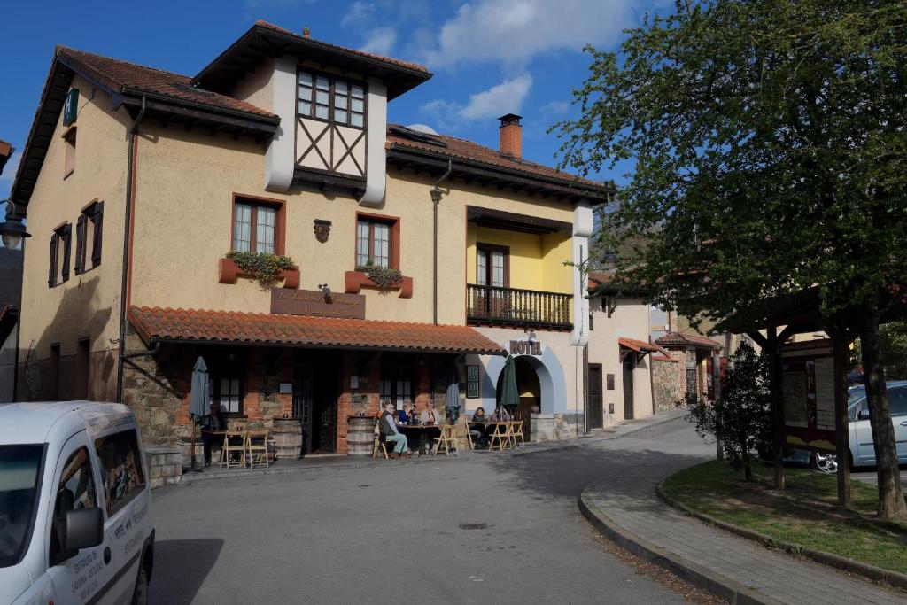La Casona De Entralgo 전경