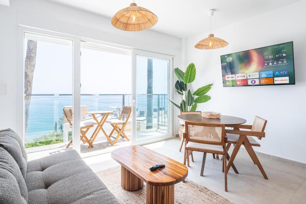 Tourmaline Oceanfront Apt&Terrace, El Campello