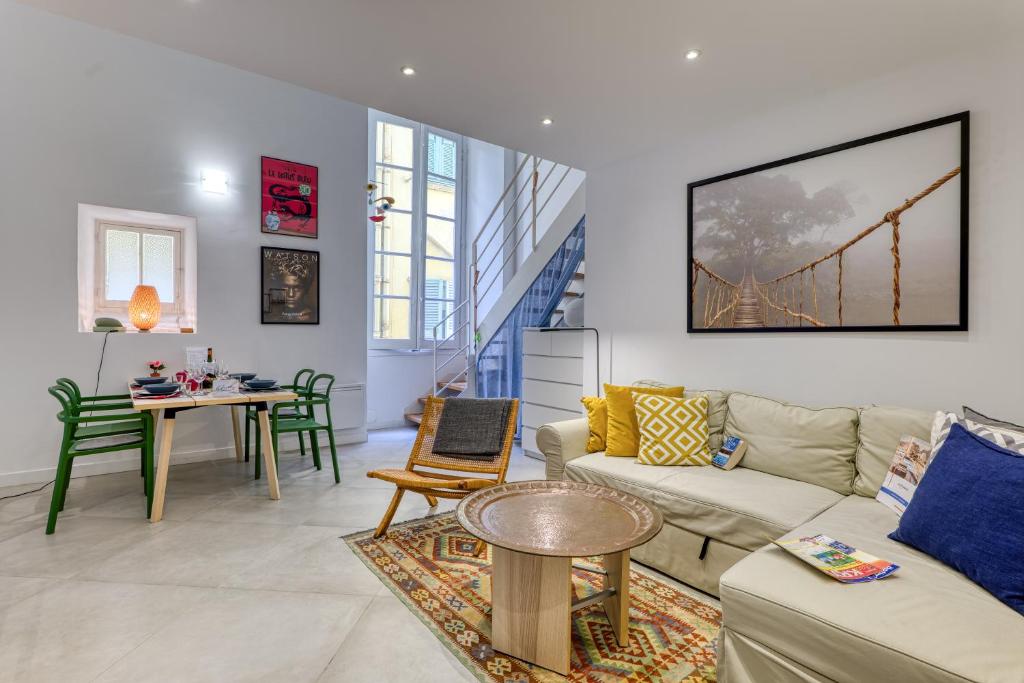 Two Levels Apt In Historical Building - Happy Rentals - 1