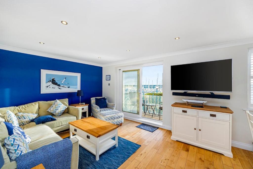 Spectacular 3-Bed Apt with sea view, terrace & balcony at Central Brighton, Brighton & Hove