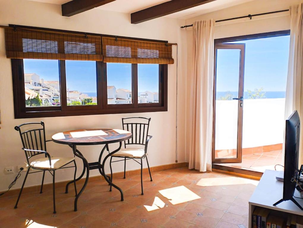 Stunning 2 bedroom with incredible Sea views Nerja - 3