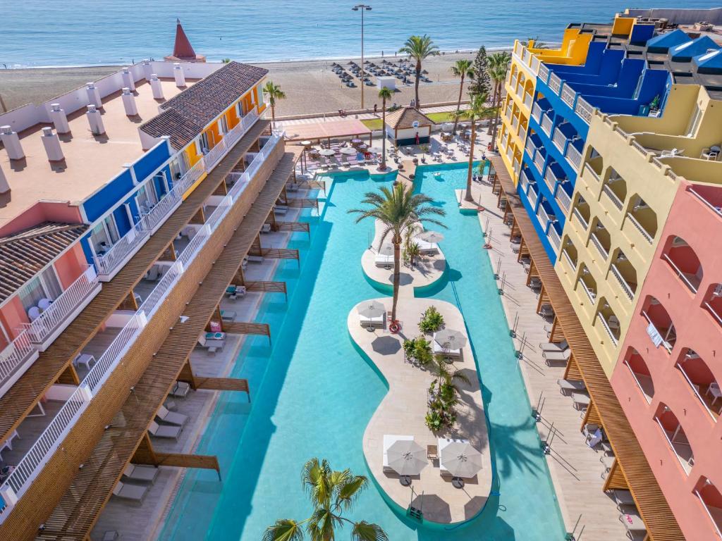 Mediterraneo Bay Hotel & Resort