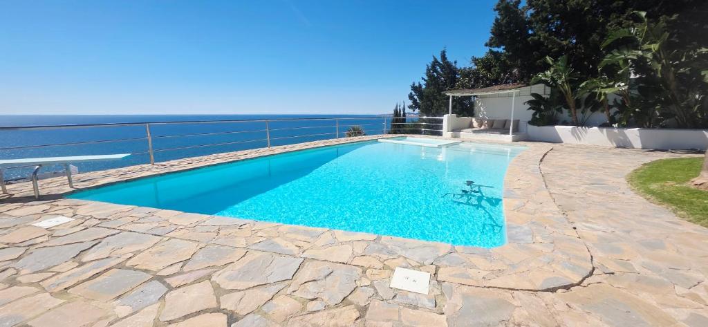 Villa R7- Luxury with Ocean Views - 5