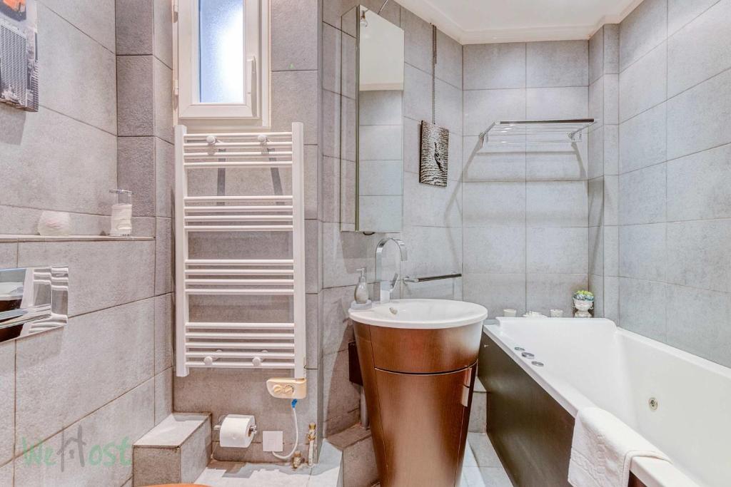 Le Boursault - Stunning Penthouse, Terrace, Parking - 4