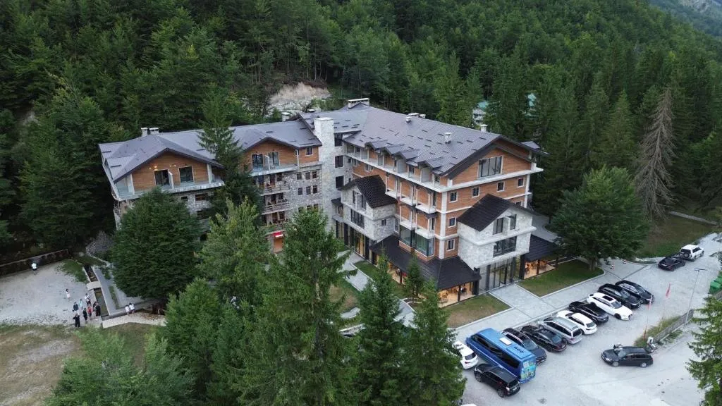 Hotel Fusha E Gjese, hotel in Valbonë