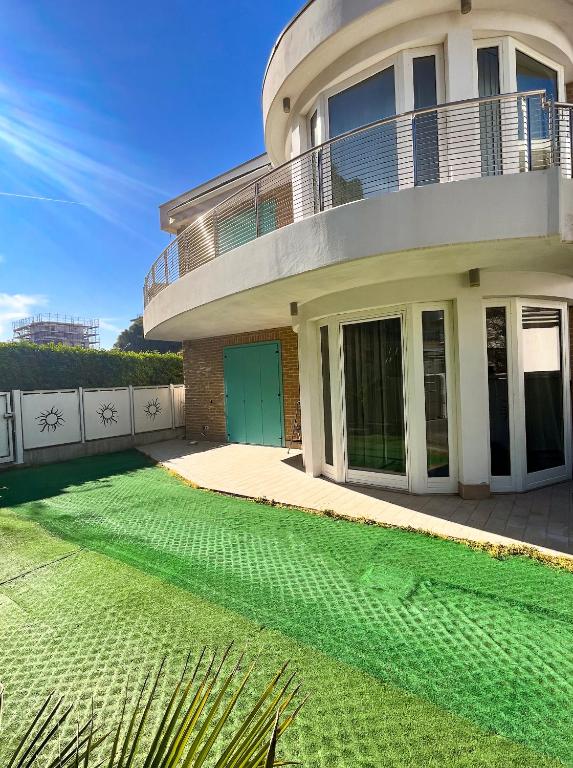 VILLA RENZO- PARCHEGGIO E GIARDINO PRIVATI a pochi passi dal mare - 3