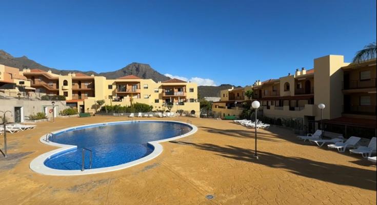 El Galeón, luminoso apartamento con gran terraza, Adeje