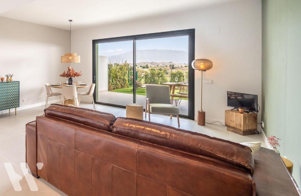 Stylish apartment with garden and amazing view - 2