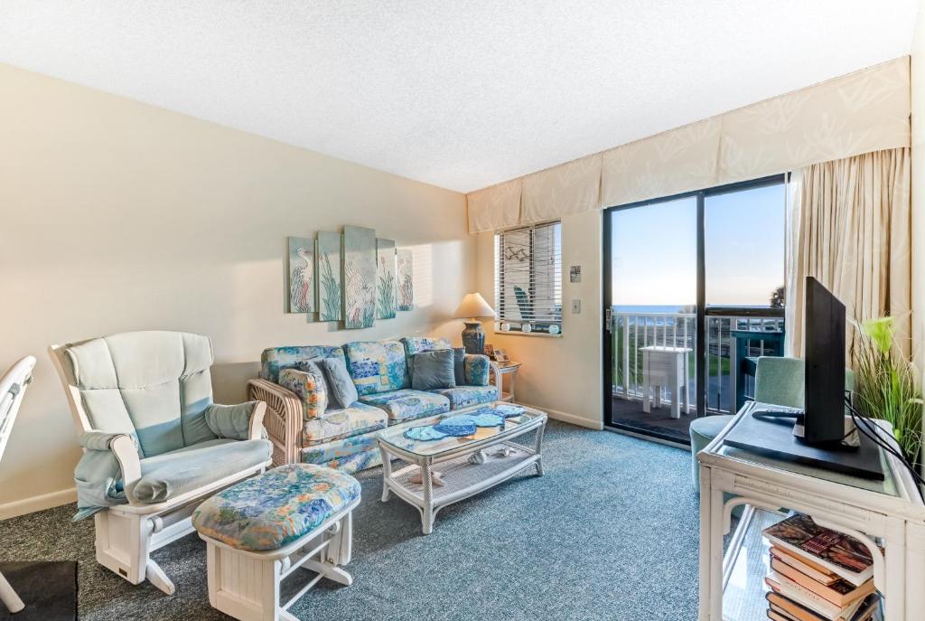 Plantation East #1204, Gulf Highlands