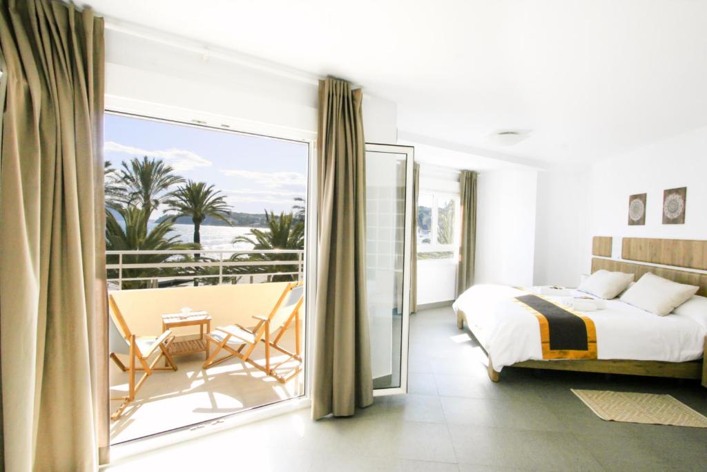 Moraira Beach 1 - 2