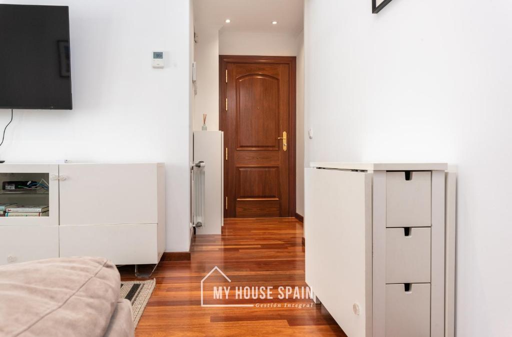 MyHouseSpain - Luminoso piso en el Centro de Gijón - 4