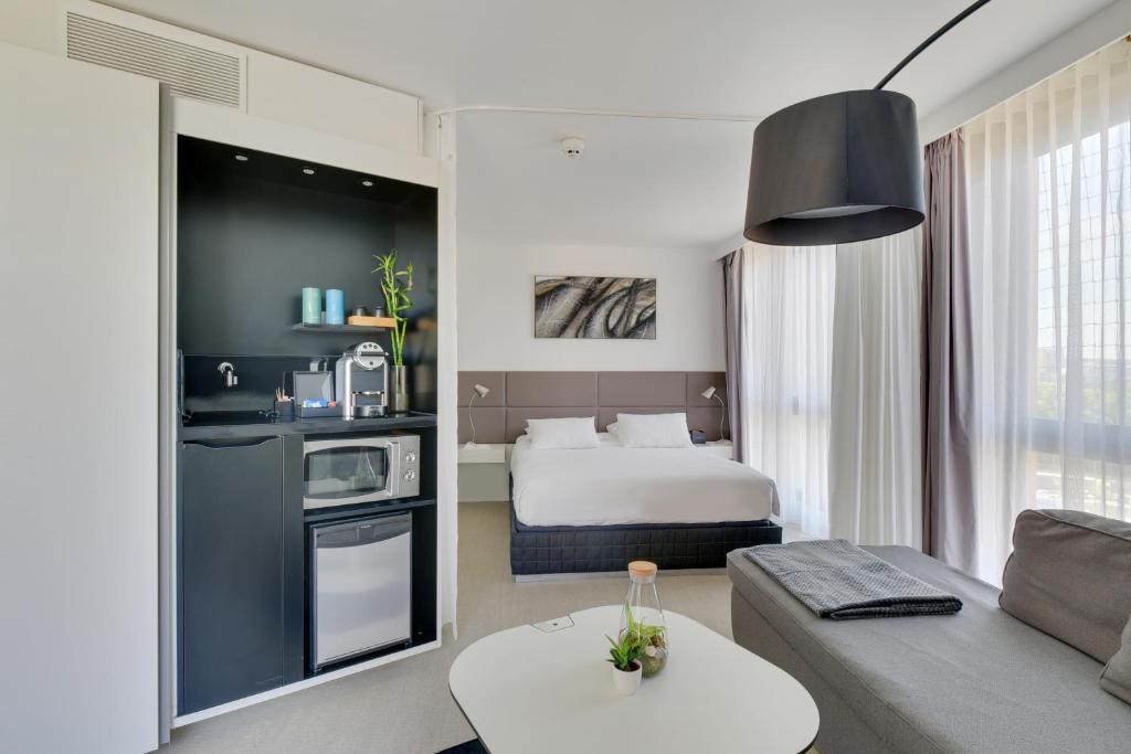 가족 투숙객을 위한 넓은 객실