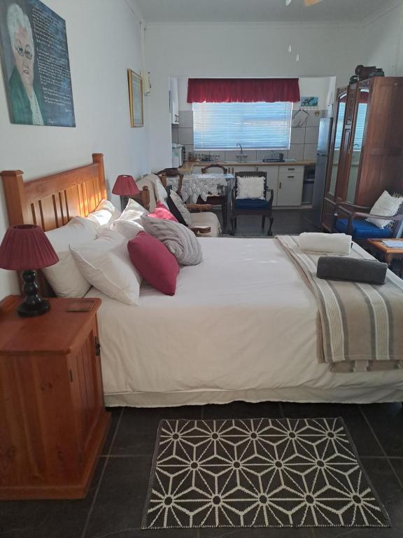 Shalom, Lambertʼs Bay