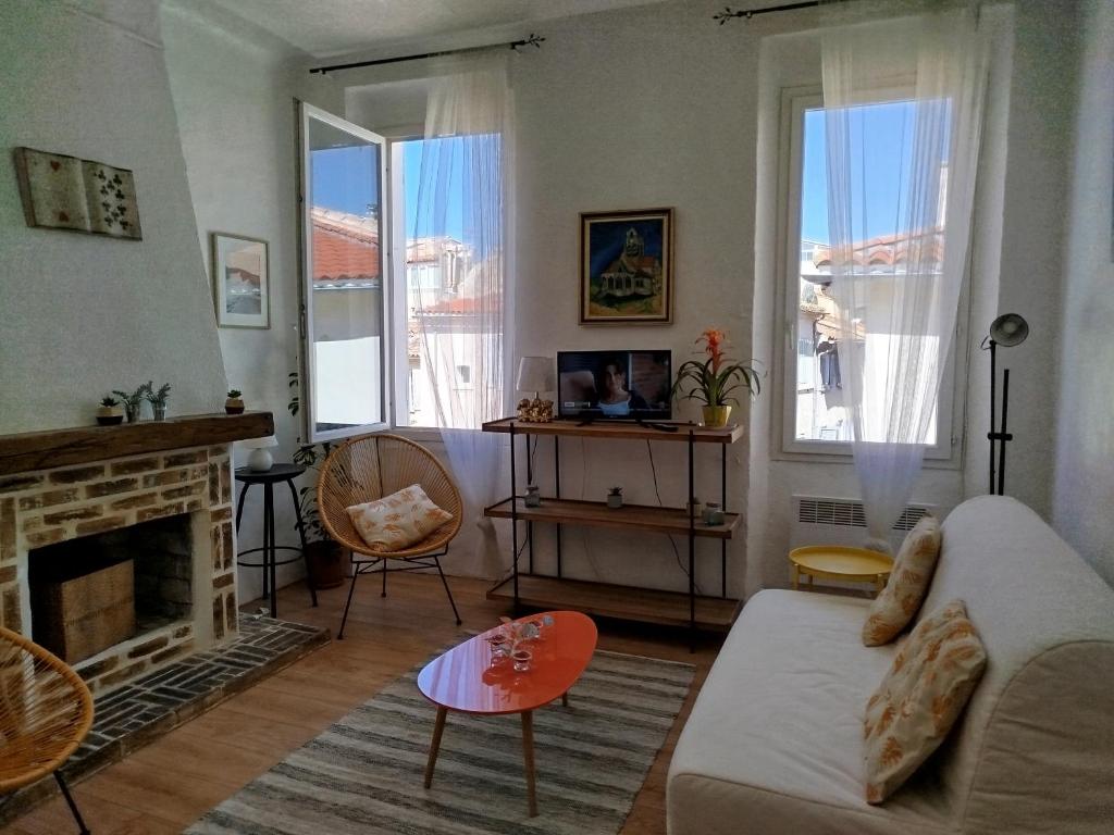 Appartement lumineux, cinq personnes, centre historique de la Ciotat - 1