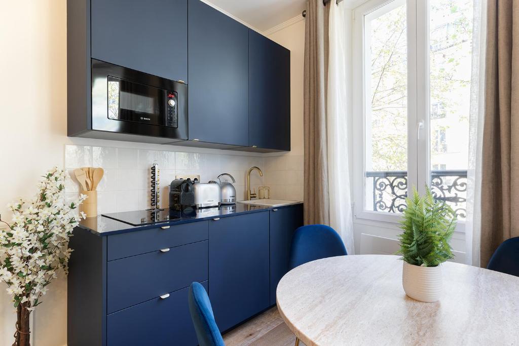 Pick A Flat's Apartments in Batignolles - Rue Gauthey - 5