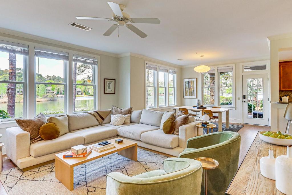 Lake Oconee Condo with Boat Ramp and Trail Access!, Greensboro