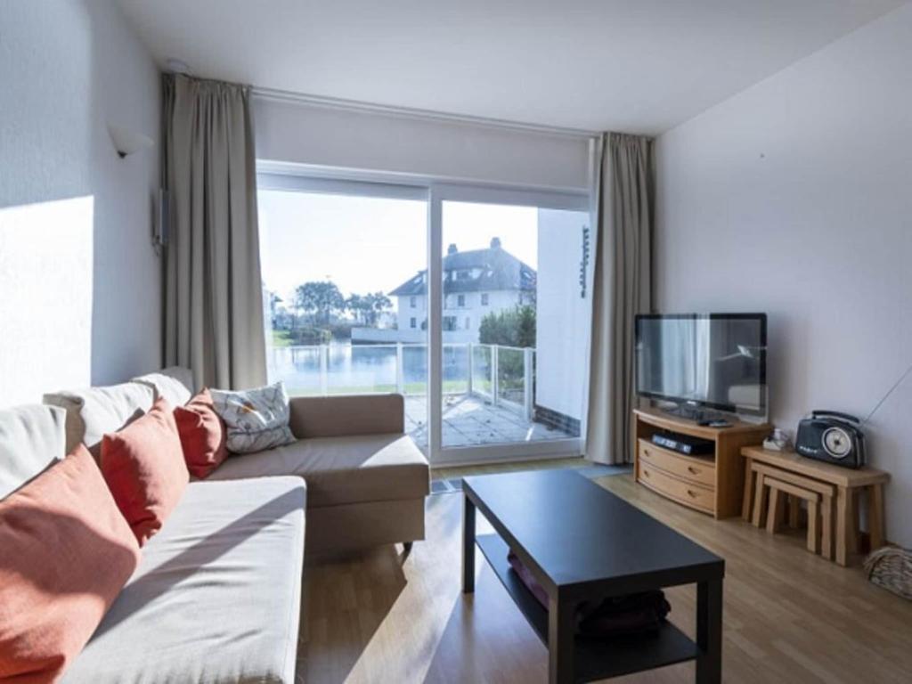 Apartment in Middelkerke near Beach & Pool, Middelkerke