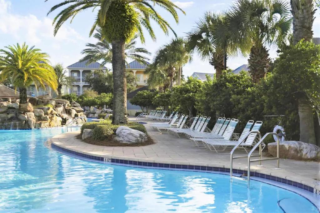 The Bluefin - Luxury Beach Home!, Destin