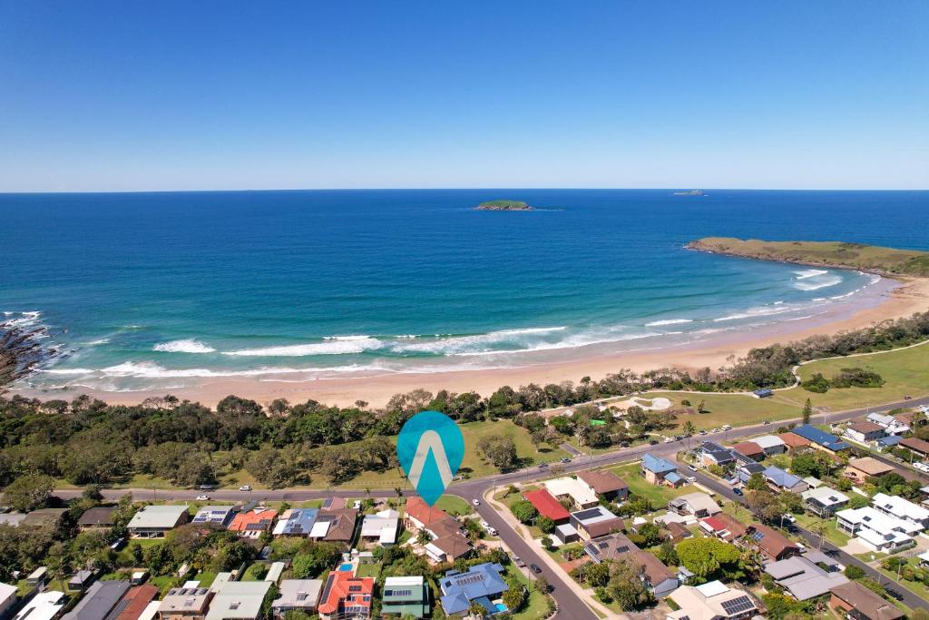 Solitary at Sandy, Sandy Beach