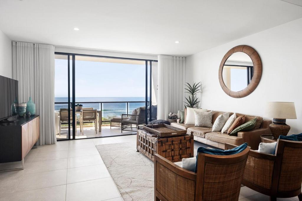 Postcard on Sunrise, Sunrise Beach