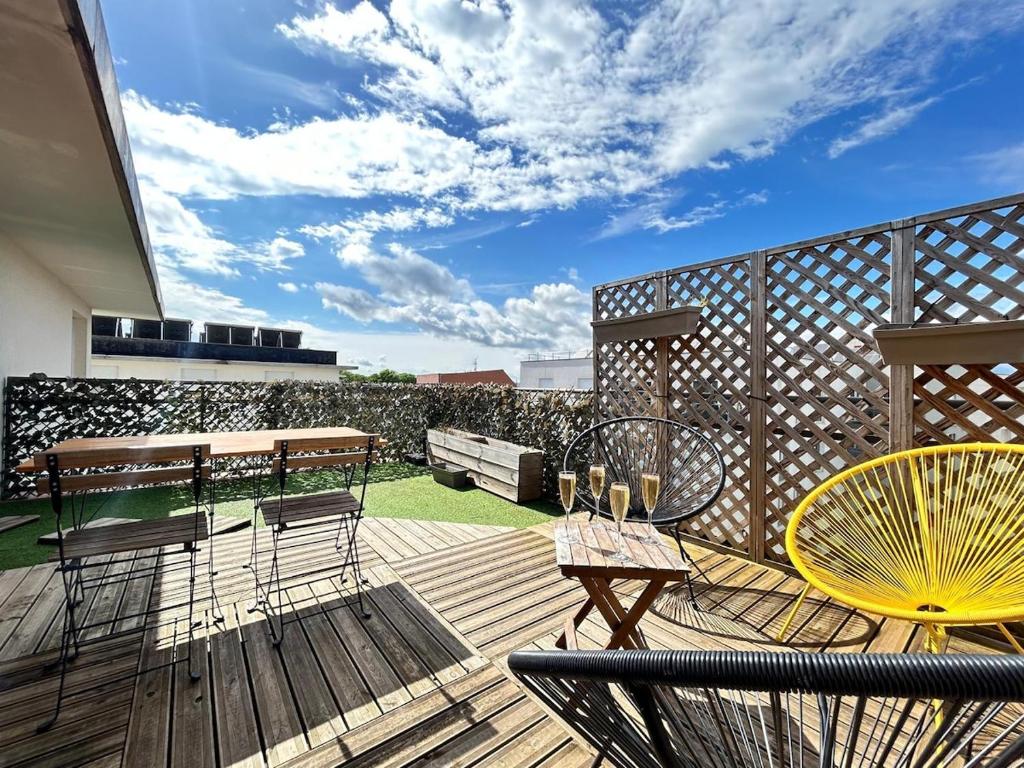 Rooftop 6 pers, 2 Sdb avec terrasse - 2