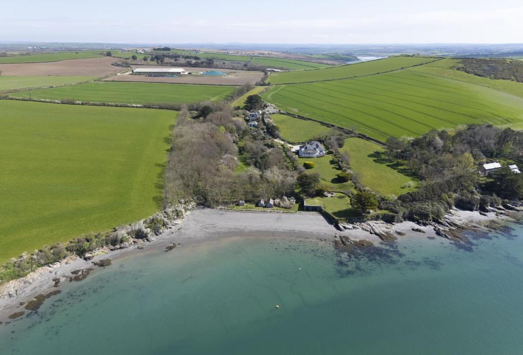 Schoopers - Holiday Home in Rock, Padstow