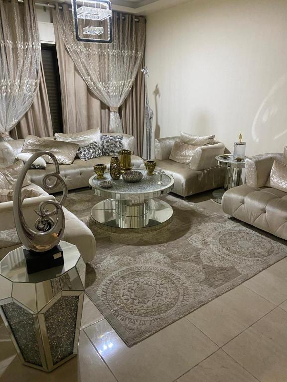 Amman Apartment 123, Ammán