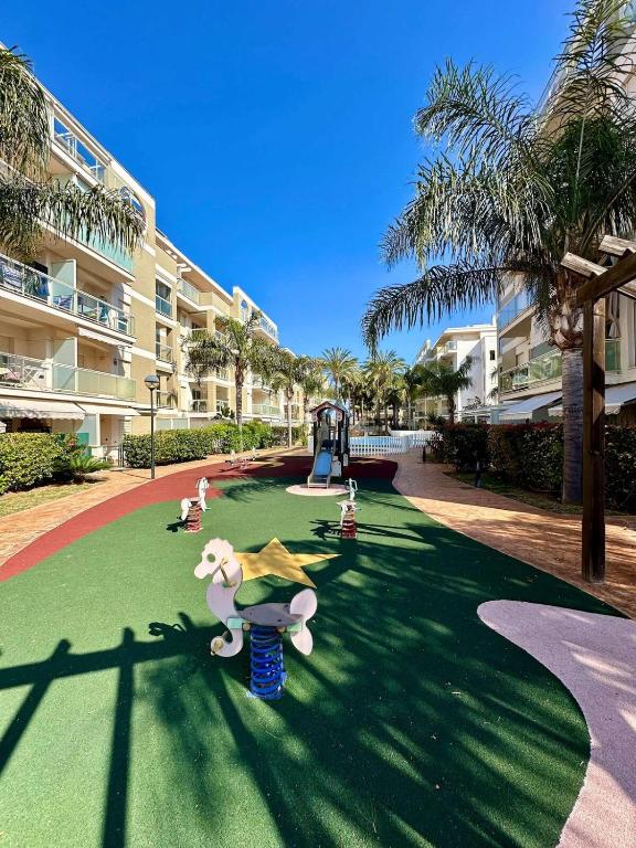 2 Bedroom Apartment in Denia with Pool - 2