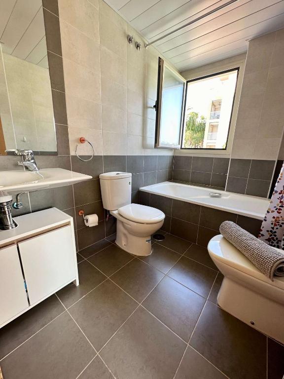 2 Bedroom Apartment in Denia with Pool - 3