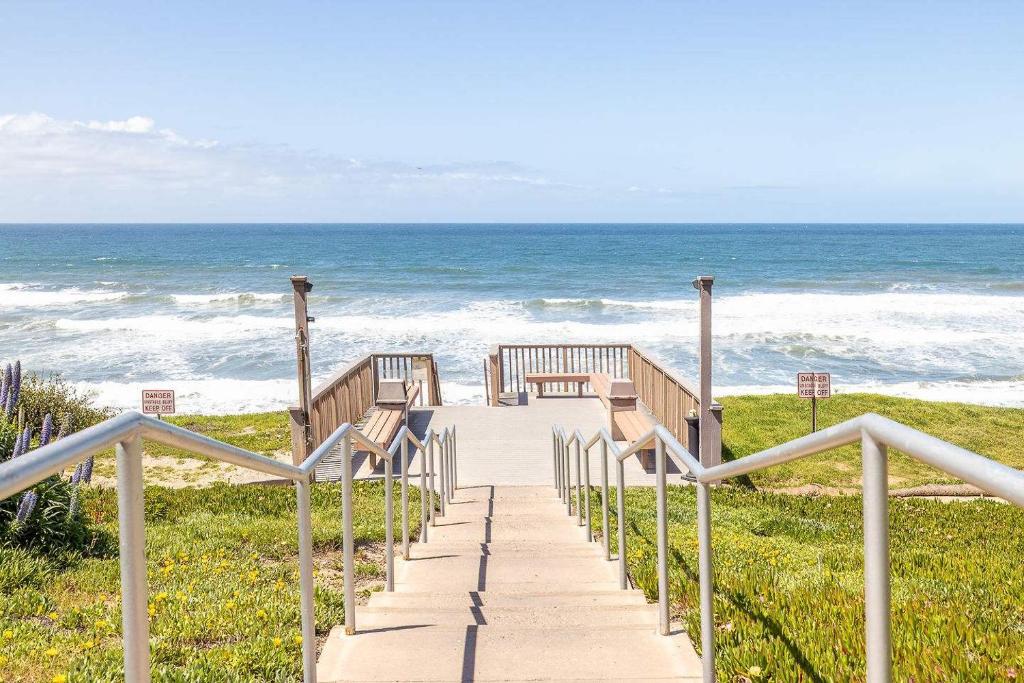 Sea Bluff - Direct Beach Access, Encinitas