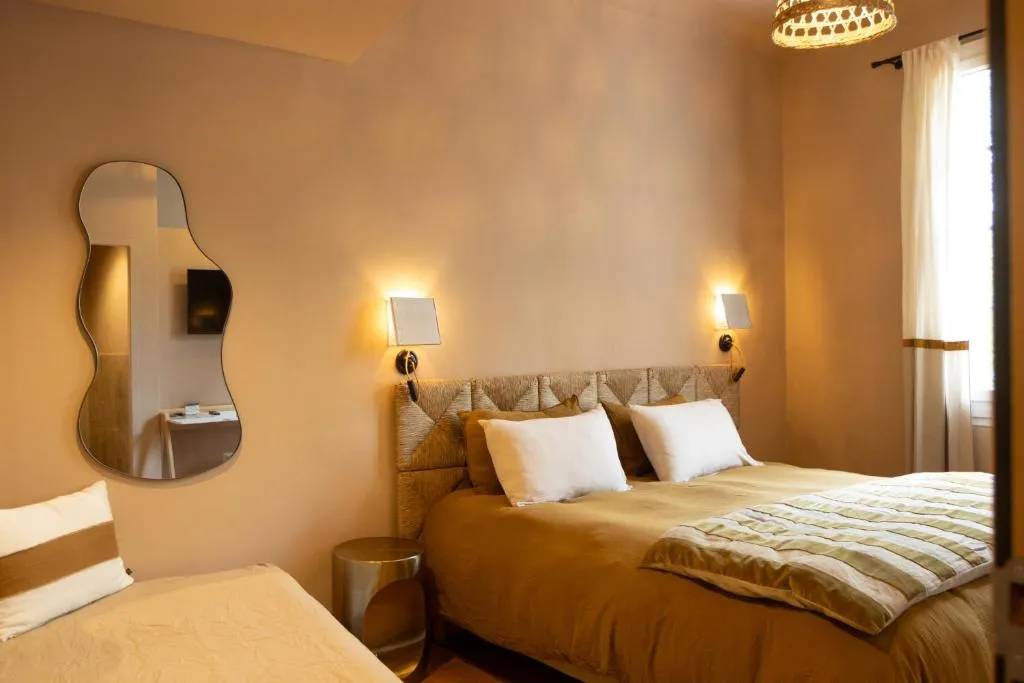 LE CLOS DES ARÔMES, hotel in Cassis