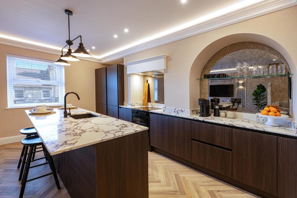 Cheltenham Loft, Harrogate