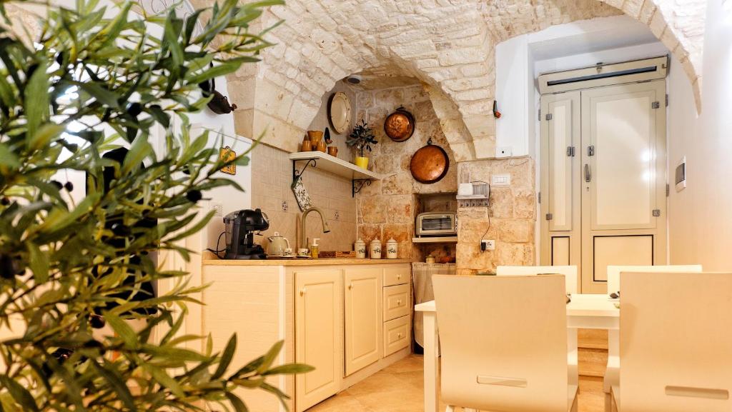 Dimora Fiore Guest House - 2