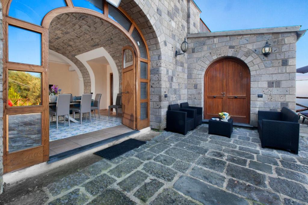 Villa Sirentum Seaview Pool & Spa - 3