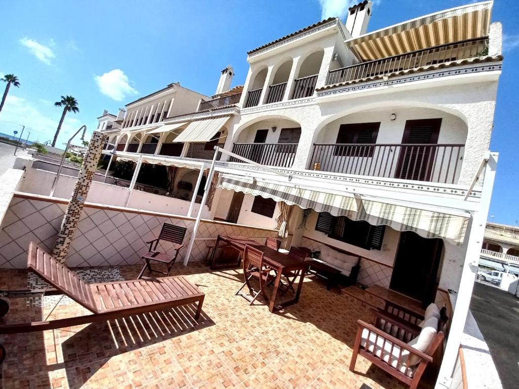 Chalet frente al mar en Santa Pola - Playa Tamarit - 2