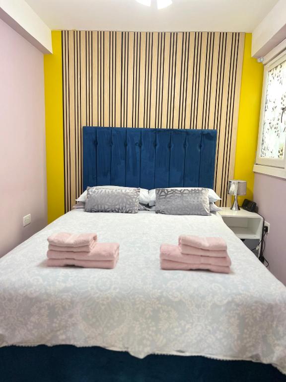 Penlea ~ 1 bedroom Flat with Harbour view, Tarbert