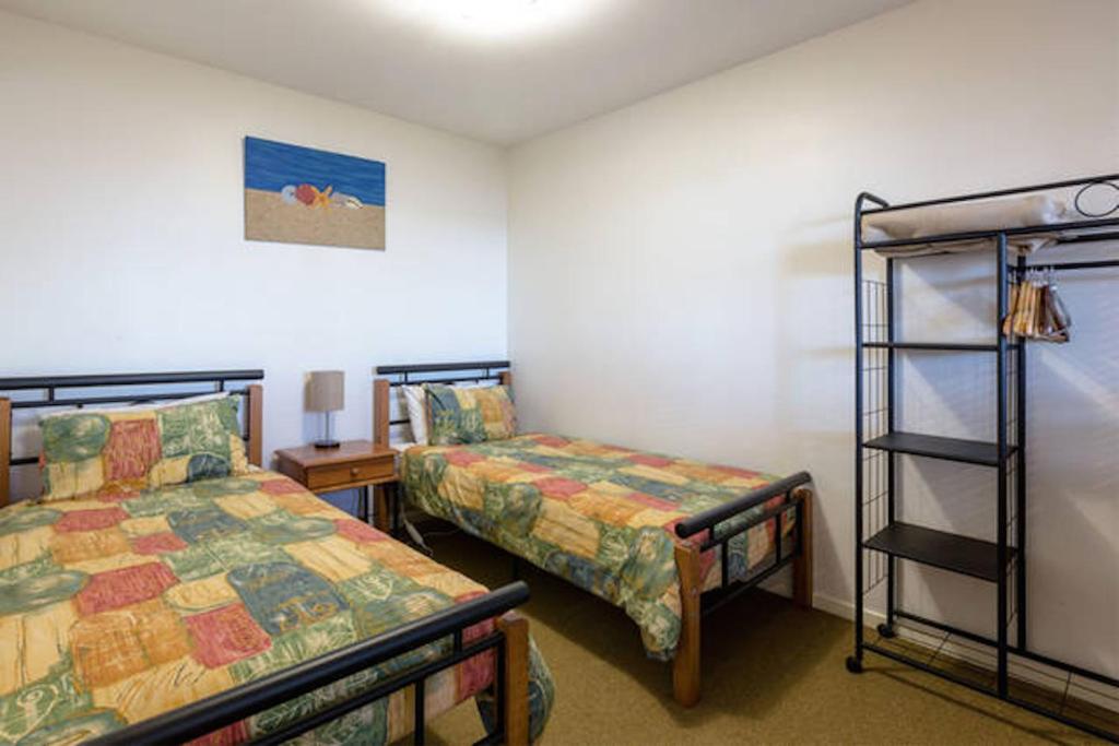 Beachfront Apartment Blackmans Bay photo