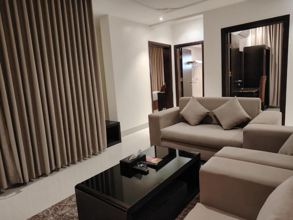 エシュハド (Ertiaad) 共用ラウンジ/TVエリア